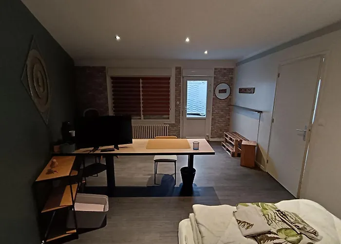 Chambre Avec Entree Privative