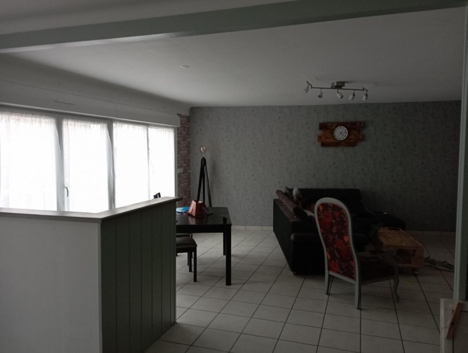 Avec Entree Privative Homestay *